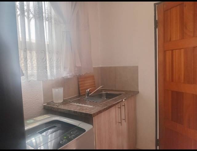 3 BEDROOM HOUSE FOR SALE IN VANDERBIJLPARK CE 3